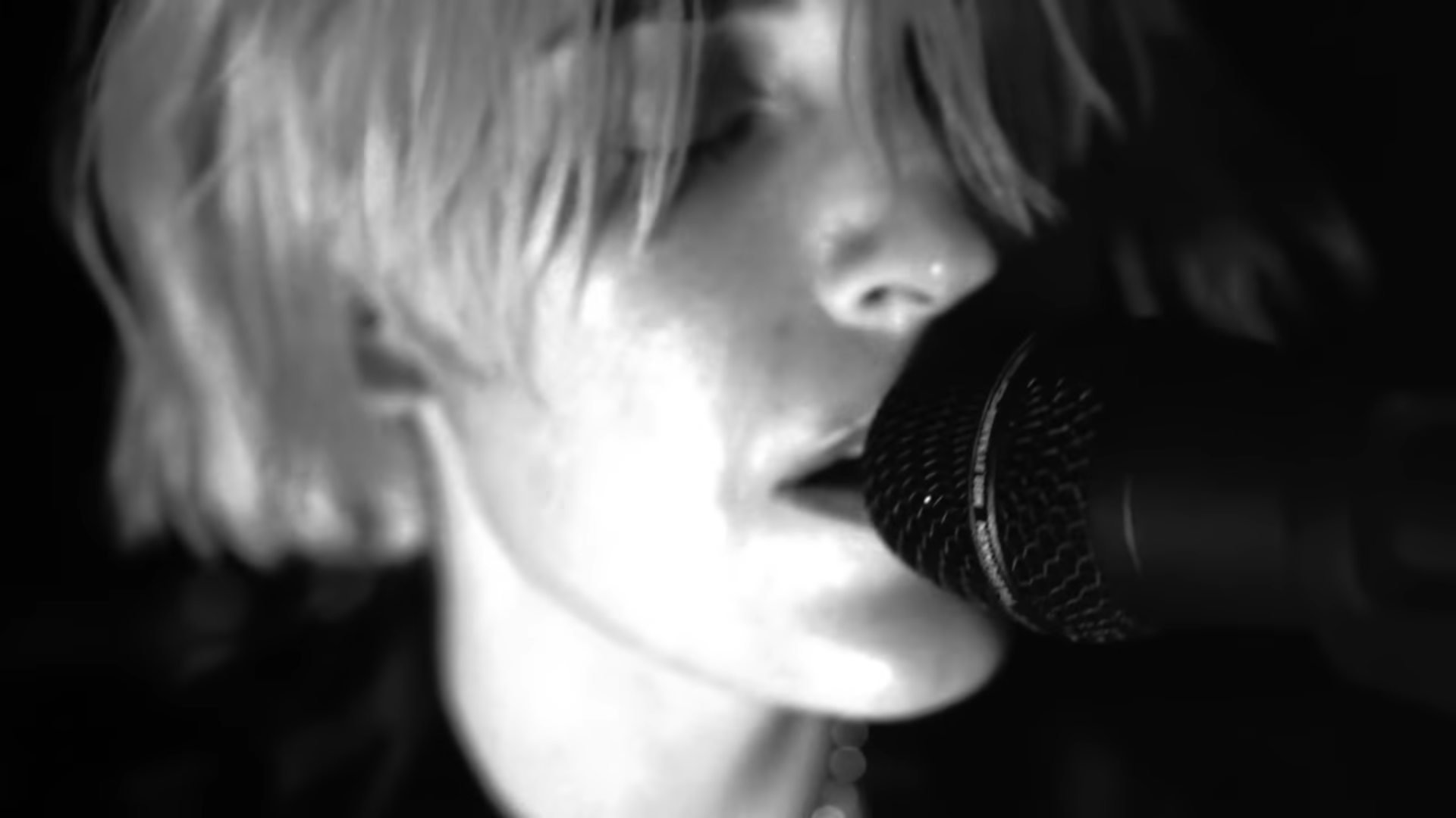 Dead Sara, hands up